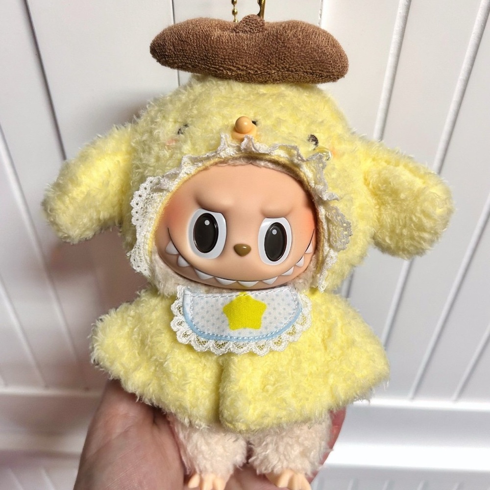 Labubu clothes Sanrio Pompompurin outfit